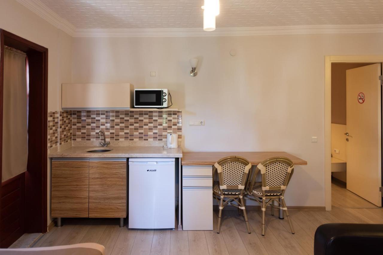 Vira Apart Suites Гьочек Екстериор снимка