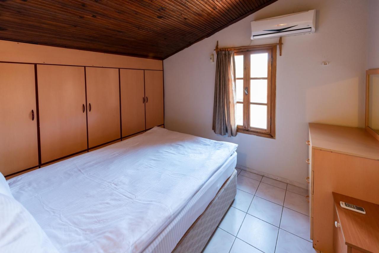 Vira Apart Suites Гьочек Екстериор снимка
